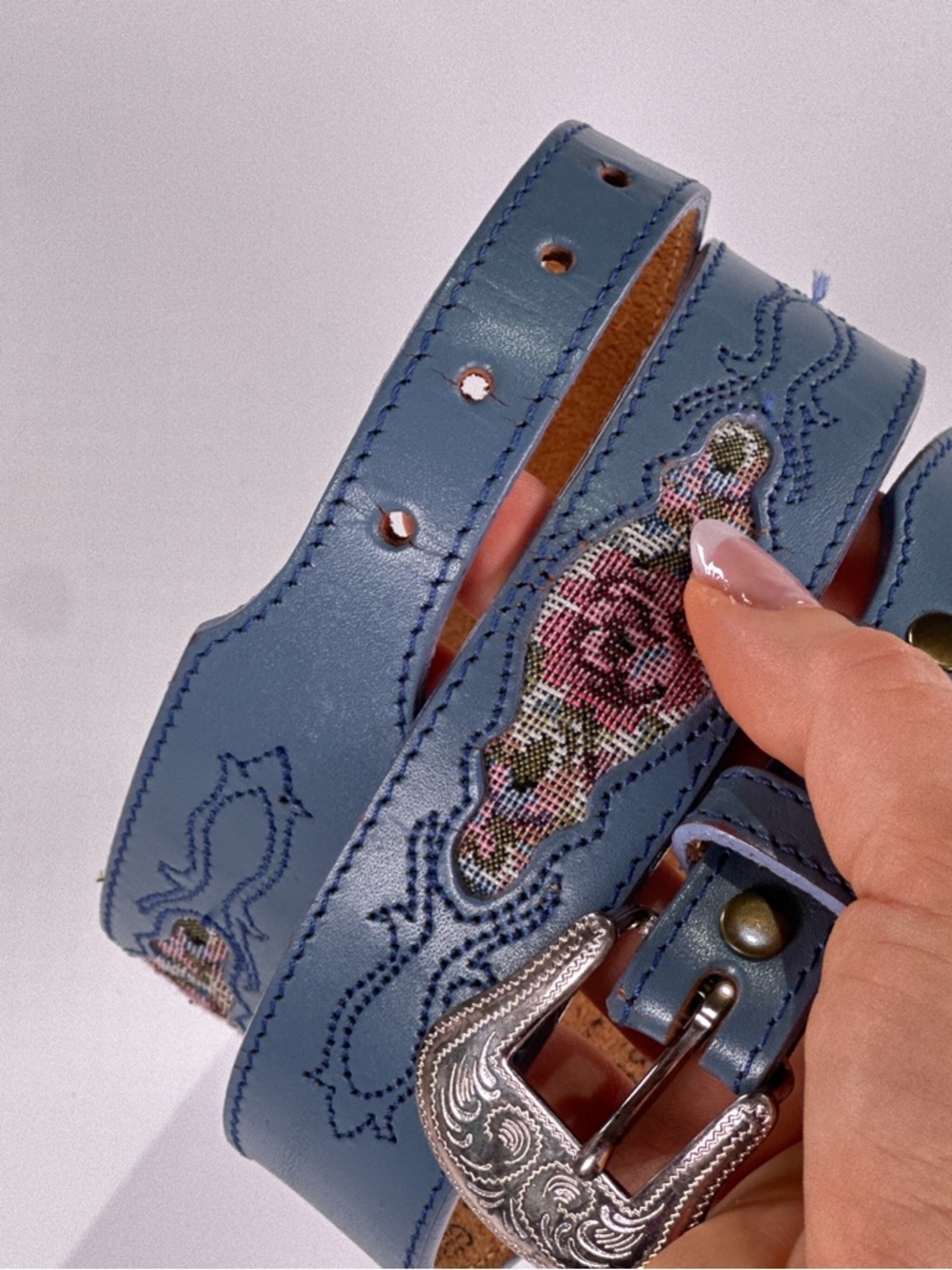 Silver Creek Collection Western Belt Floral Tapestry Inlay Leather Blue Size 32 - Picture 2 of 13